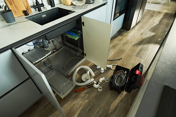 Reliable Plumbing contractor in Cape Coral, FL by Street Wise - Plumbing